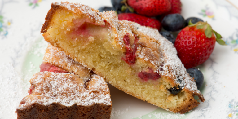 Crostata frangipane ai frutti di bosco con bacche low FODMAP