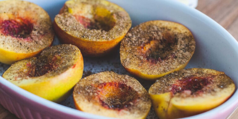 Pesche noci alle spezie